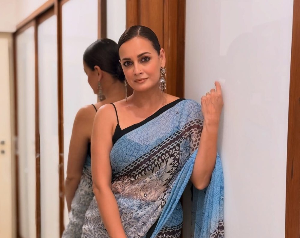 Dia Mirza says 'It is my career's privilege to be cast opposite Sunny Deol